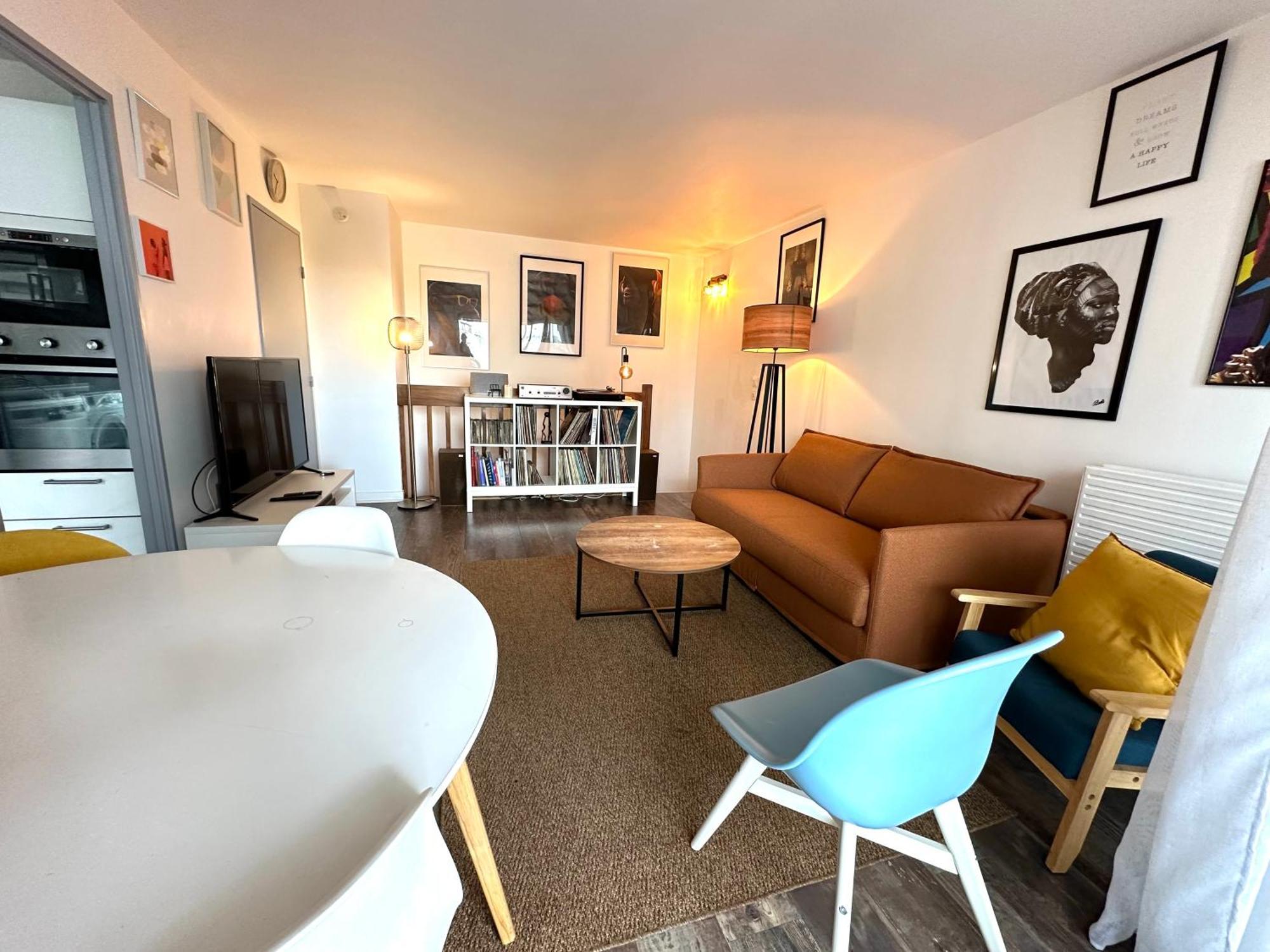 Cosy Duplex Avec Parking A Paris 19 By Immo Kit Bnb Exterior photo